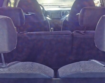 Красный Тойота Превиа, объемом двигателя 2 л и пробегом 50 тыс. км за 2040 $, фото 7 на Automoto.ua