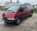 Красный Тойота Превиа, объемом двигателя 2.4 л и пробегом 460 тыс. км за 2500 $, фото 1 на Automoto.ua
