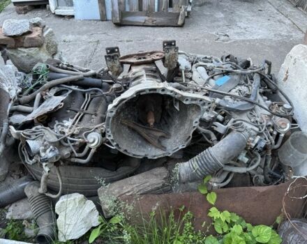 Красный Тойота Превиа, объемом двигателя 2.4 л и пробегом 410 тыс. км за 2200 $, фото 12 на Automoto.ua