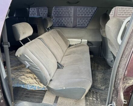 Красный Тойота Превиа, объемом двигателя 2.4 л и пробегом 410 тыс. км за 2200 $, фото 8 на Automoto.ua