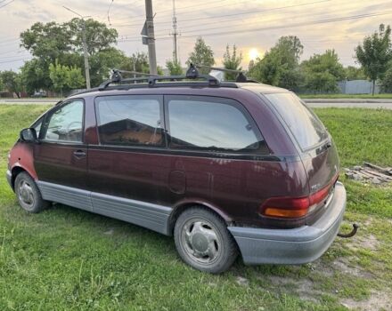 Красный Тойота Превиа, объемом двигателя 2.4 л и пробегом 410 тыс. км за 2200 $, фото 1 на Automoto.ua