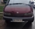 Красный Тойота Превиа, объемом двигателя 2.4 л и пробегом 677 тыс. км за 2700 $, фото 1 на Automoto.ua