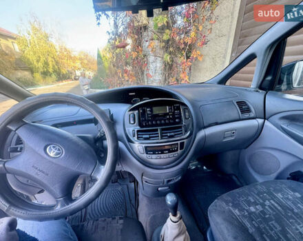 Тойота Превиа, объемом двигателя 2 л и пробегом 250 тыс. км за 5000 $, фото 4 на Automoto.ua