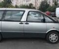 Сірий Тойота Превіа, об'ємом двигуна 2.44 л та пробігом 200 тис. км за 2500 $, фото 4 на Automoto.ua