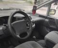 Сірий Тойота Превіа, об'ємом двигуна 2.44 л та пробігом 200 тис. км за 2500 $, фото 3 на Automoto.ua