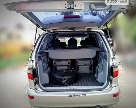 Серый Тойота Превиа, объемом двигателя 2.4 л и пробегом 240 тыс. км за 5900 $, фото 7 на Automoto.ua