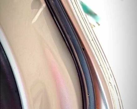 Серый Тойота Превиа, объемом двигателя 2.4 л и пробегом 240 тыс. км за 5900 $, фото 1 на Automoto.ua