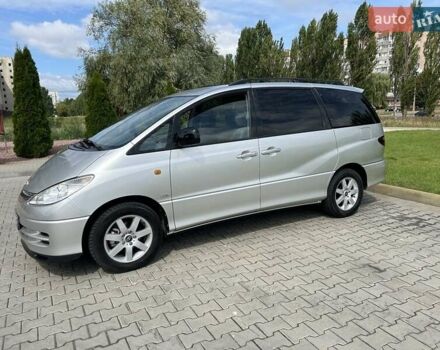 Сірий Тойота Превіа, об'ємом двигуна 2 л та пробігом 220 тис. км за 5500 $, фото 1 на Automoto.ua