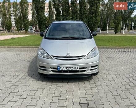 Сірий Тойота Превіа, об'ємом двигуна 2 л та пробігом 220 тис. км за 5500 $, фото 2 на Automoto.ua