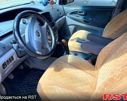 Серый Тойота Превиа, объемом двигателя 2 л и пробегом 230 тыс. км за 6000 $, фото 8 на Automoto.ua