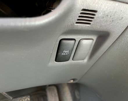 Серый Тойота Превиа, объемом двигателя 2 л и пробегом 300 тыс. км за 2722 $, фото 14 на Automoto.ua