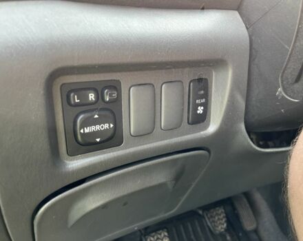 Серый Тойота Превиа, объемом двигателя 2 л и пробегом 300 тыс. км за 2722 $, фото 12 на Automoto.ua