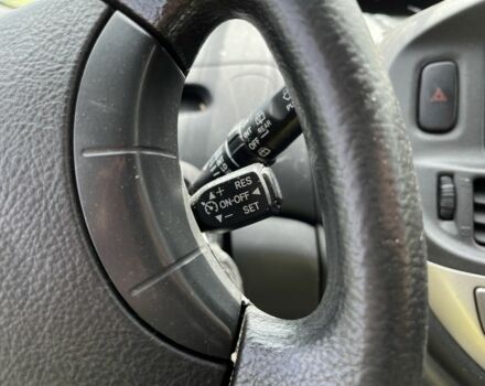 Серый Тойота Превиа, объемом двигателя 2 л и пробегом 300 тыс. км за 2722 $, фото 11 на Automoto.ua