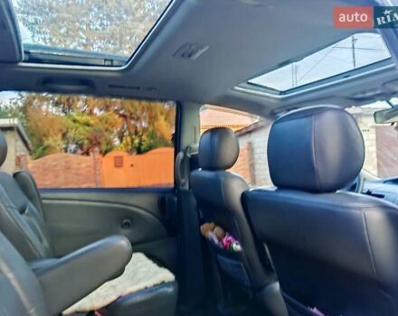 Серый Тойота Превиа, объемом двигателя 2.36 л и пробегом 310 тыс. км за 4900 $, фото 4 на Automoto.ua