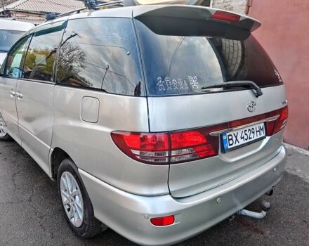 Серый Тойота Превиа, объемом двигателя 2.4 л и пробегом 310 тыс. км за 4900 $, фото 2 на Automoto.ua