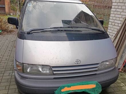 Серый Тойота Превиа, объемом двигателя 2.4 л и пробегом 432 тыс. км за 3188 $, фото 1 на Automoto.ua