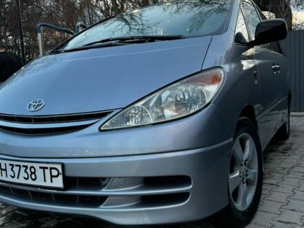 Сірий Тойота Превіа, об'ємом двигуна 2 л та пробігом 430 тис. км за 5700 $, фото 1 на Automoto.ua