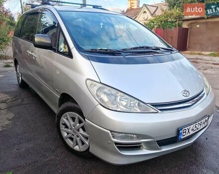 Серый Тойота Превиа, объемом двигателя 2.36 л и пробегом 310 тыс. км за 4900 $, фото 1 на Automoto.ua