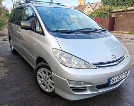 Серый Тойота Превиа, объемом двигателя 2.4 л и пробегом 310 тыс. км за 4900 $, фото 1 на Automoto.ua