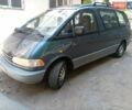 Синий Тойота Превиа, объемом двигателя 2.4 л и пробегом 729 тыс. км за 2600 $, фото 1 на Automoto.ua