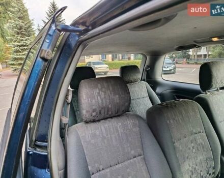 Синій Тойота Превіа, об'ємом двигуна 2 л та пробігом 197 тис. км за 6500 $, фото 8 на Automoto.ua
