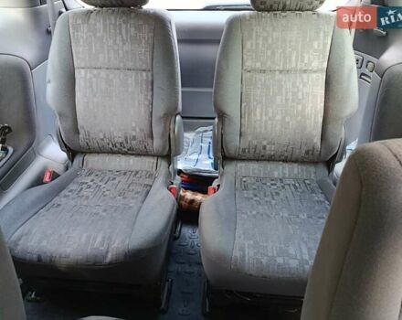 Синій Тойота Превіа, об'ємом двигуна 2 л та пробігом 197 тис. км за 6500 $, фото 22 на Automoto.ua