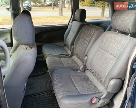 Синій Тойота Превіа, об'ємом двигуна 2 л та пробігом 197 тис. км за 6500 $, фото 20 на Automoto.ua