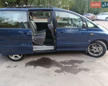 Синій Тойота Превіа, об'ємом двигуна 2 л та пробігом 197 тис. км за 6500 $, фото 23 на Automoto.ua