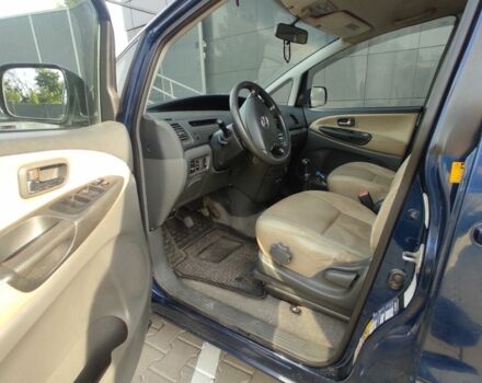 Синий Тойота Превиа, объемом двигателя 2 л и пробегом 380 тыс. км за 4500 $, фото 4 на Automoto.ua