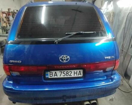 Синій Тойота Превіа, об'ємом двигуна 2.4 л та пробігом 390 тис. км за 3600 $, фото 3 на Automoto.ua