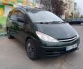 Зеленый Тойота Превиа, объемом двигателя 2.4 л и пробегом 340 тыс. км за 6000 $, фото 1 на Automoto.ua