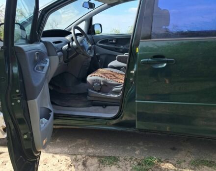 Зеленый Тойота Превиа, объемом двигателя 2 л и пробегом 350 тыс. км за 5700 $, фото 2 на Automoto.ua