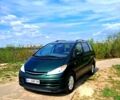 Зеленый Тойота Превиа, объемом двигателя 2 л и пробегом 350 тыс. км за 6000 $, фото 1 на Automoto.ua