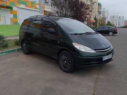 Зеленый Тойота Превиа, объемом двигателя 2.4 л и пробегом 340 тыс. км за 6000 $, фото 1 на Automoto.ua