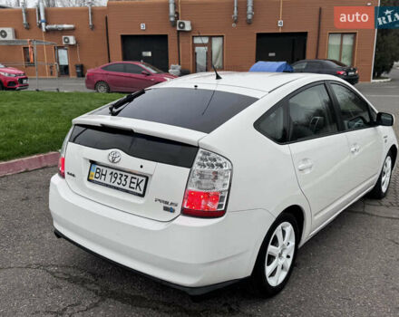 Белый Тойота Приус, объемом двигателя 1.5 л и пробегом 270 тыс. км за 5750 $, фото 22 на Automoto.ua