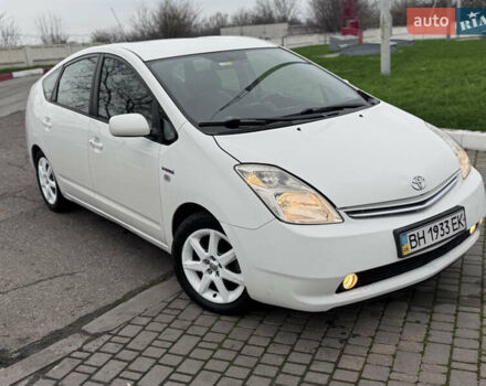 Белый Тойота Приус, объемом двигателя 1.5 л и пробегом 270 тыс. км за 5750 $, фото 7 на Automoto.ua