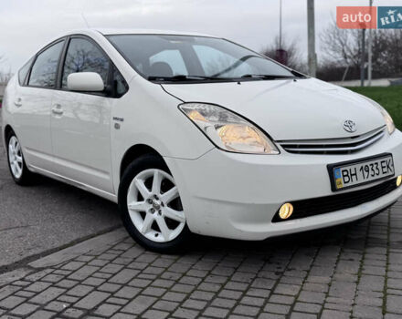 Белый Тойота Приус, объемом двигателя 1.5 л и пробегом 270 тыс. км за 5750 $, фото 8 на Automoto.ua
