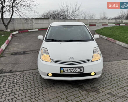 Белый Тойота Приус, объемом двигателя 1.5 л и пробегом 270 тыс. км за 5750 $, фото 11 на Automoto.ua