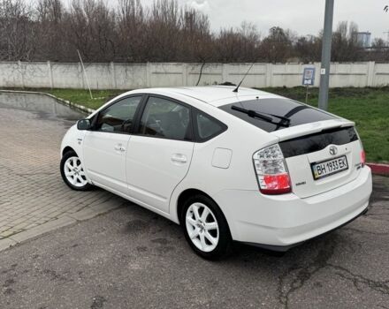 Белый Тойота Приус, объемом двигателя 1.5 л и пробегом 270 тыс. км за 5750 $, фото 16 на Automoto.ua