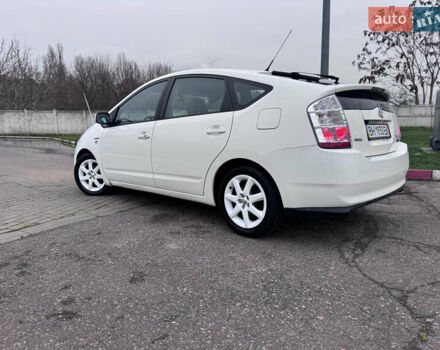 Белый Тойота Приус, объемом двигателя 1.5 л и пробегом 270 тыс. км за 5750 $, фото 14 на Automoto.ua