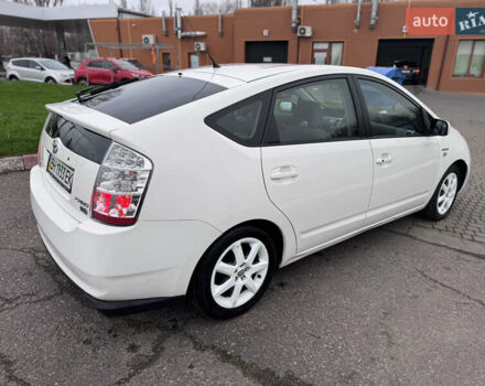 Белый Тойота Приус, объемом двигателя 1.5 л и пробегом 270 тыс. км за 5750 $, фото 19 на Automoto.ua