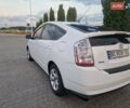 Белый Тойота Приус, объемом двигателя 1.5 л и пробегом 220 тыс. км за 6350 $, фото 1 на Automoto.ua