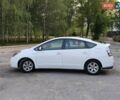 Белый Тойота Приус, объемом двигателя 1.5 л и пробегом 331 тыс. км за 6900 $, фото 1 на Automoto.ua