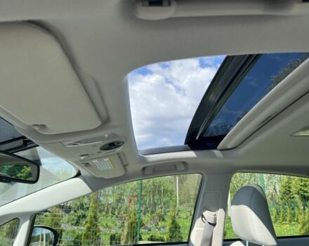 Білий Тойота Пріус, об'ємом двигуна 1.8 л та пробігом 195 тис. км за 12300 $, фото 22 на Automoto.ua