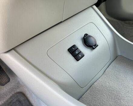 Білий Тойота Пріус, об'ємом двигуна 1.8 л та пробігом 195 тис. км за 12300 $, фото 15 на Automoto.ua