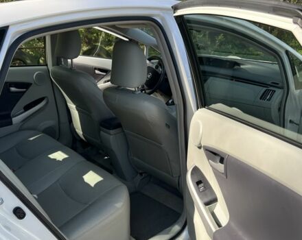 Білий Тойота Пріус, об'ємом двигуна 1.8 л та пробігом 195 тис. км за 12300 $, фото 10 на Automoto.ua