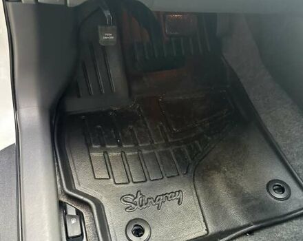 Белый Тойота Приус, объемом двигателя 1.8 л и пробегом 293 тыс. км за 10950 $, фото 24 на Automoto.ua