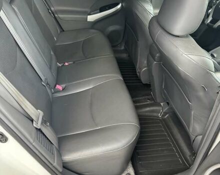 Белый Тойота Приус, объемом двигателя 1.8 л и пробегом 293 тыс. км за 10950 $, фото 18 на Automoto.ua