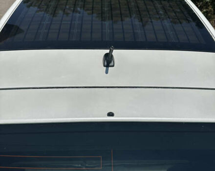 Белый Тойота Приус, объемом двигателя 1.8 л и пробегом 310 тыс. км за 8900 $, фото 4 на Automoto.ua