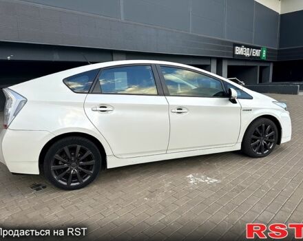 Білий Тойота Пріус, об'ємом двигуна 1.8 л та пробігом 293 тис. км за 10750 $, фото 6 на Automoto.ua